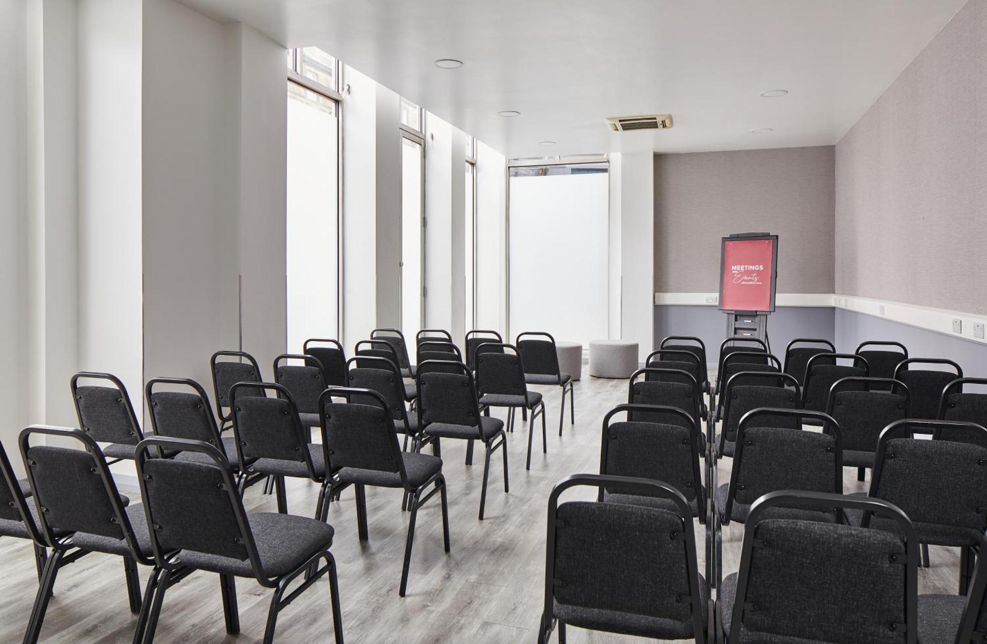 Leonardo Hotel Edinburgh Haymarket Bagian luar foto